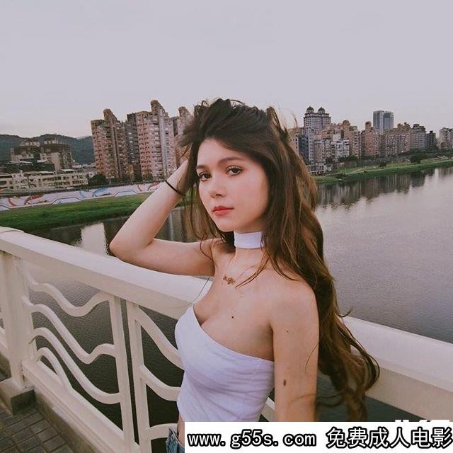 7687.jpg