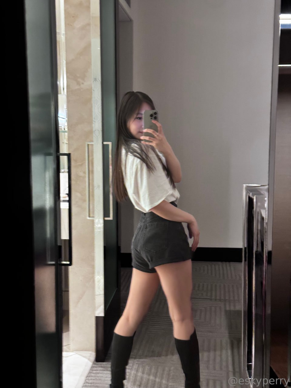 1047_20-_20AgADha4xG4u3yUU.jpg