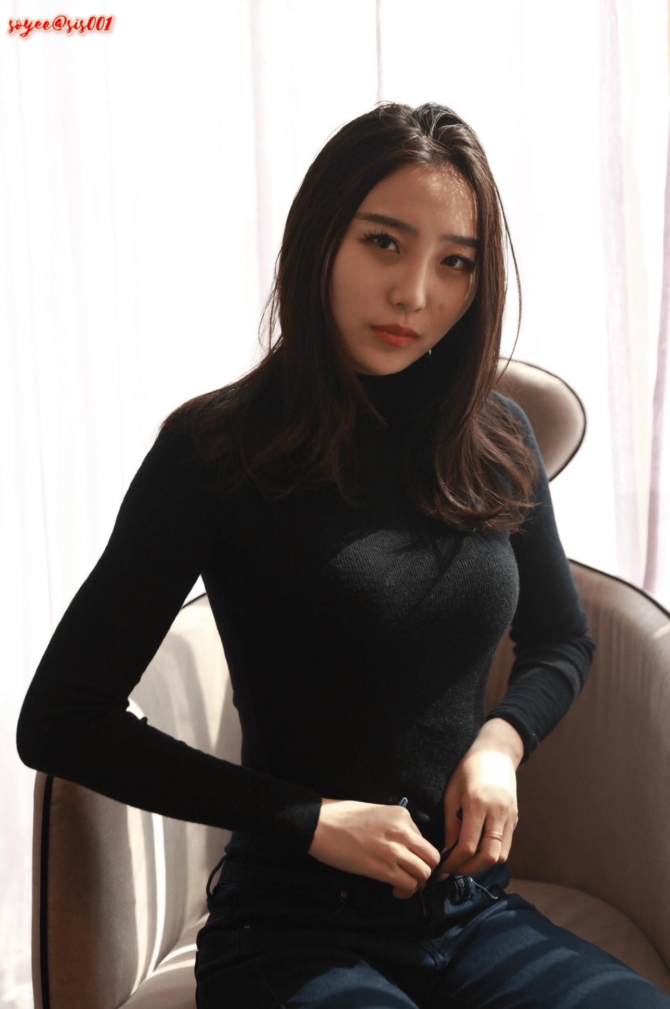 1699730882.fst.f2q.jpg